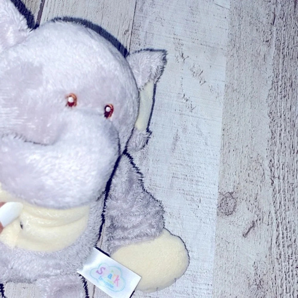 Spark imagine Stretchy and squeaky elephant plush - Picture 5 of 6